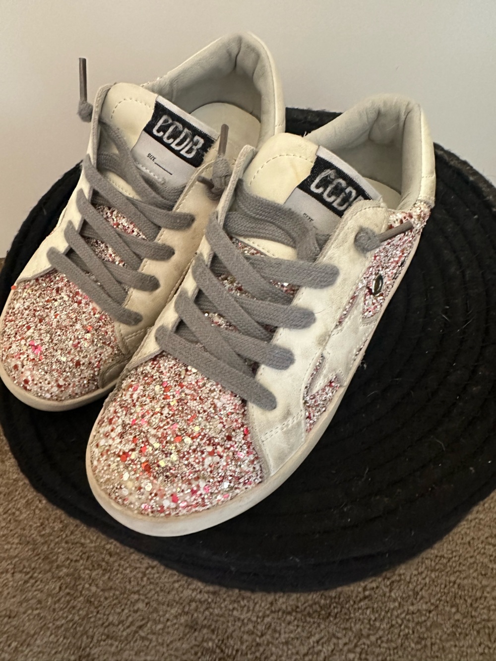Kids Glitter Low-Top Sneakers - White & Pink Glitter